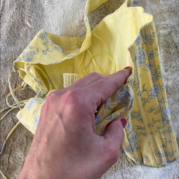 YLLW THE LABEL ANDIE LINEN CORSET TOP IN BUTTER TOILE FLORAL - Picture 9 of 12